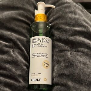 TRULY Phyto-Boost Bi-Phase Oil Cleanser